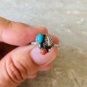 ♥️ Navajo ♥️ Vintage Sterling Silver Turquoise & Red Coral Ring
